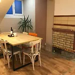 Apartment Mansard Underneath The Stars *